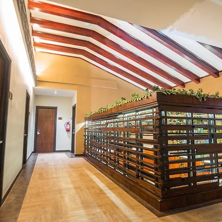 Oxville Hotel Padang  Zewnętrze zdjęcie