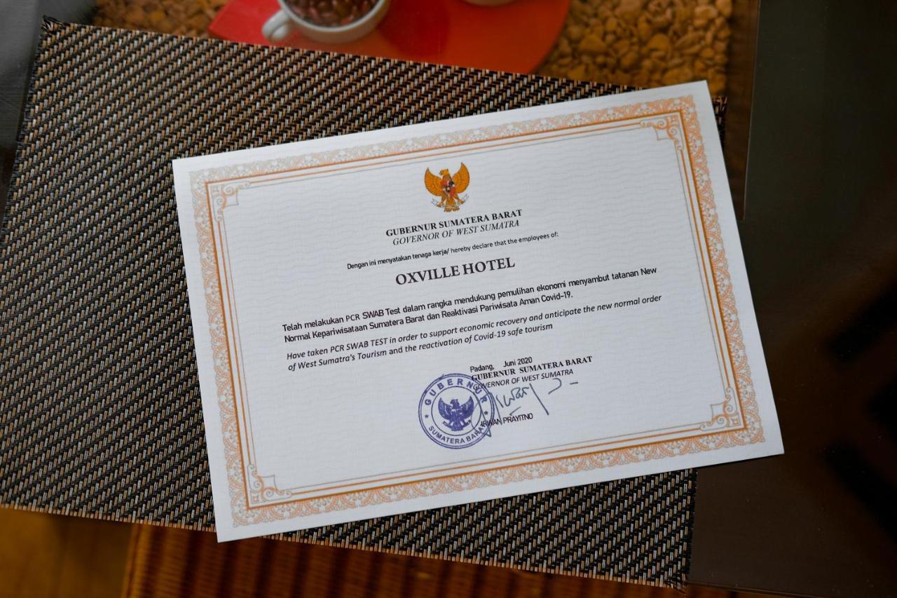 Oxville Hotel Padang  Zewnętrze zdjęcie