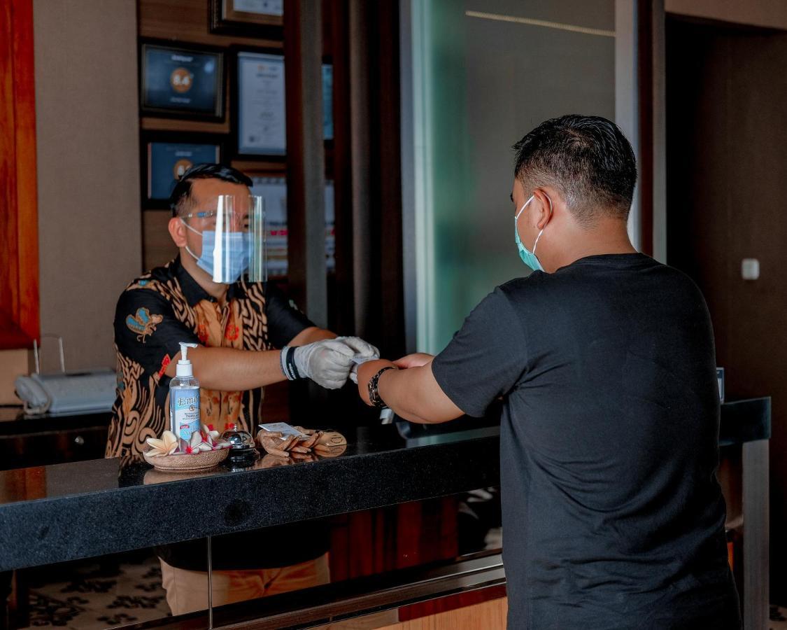 Oxville Hotel Padang  Zewnętrze zdjęcie