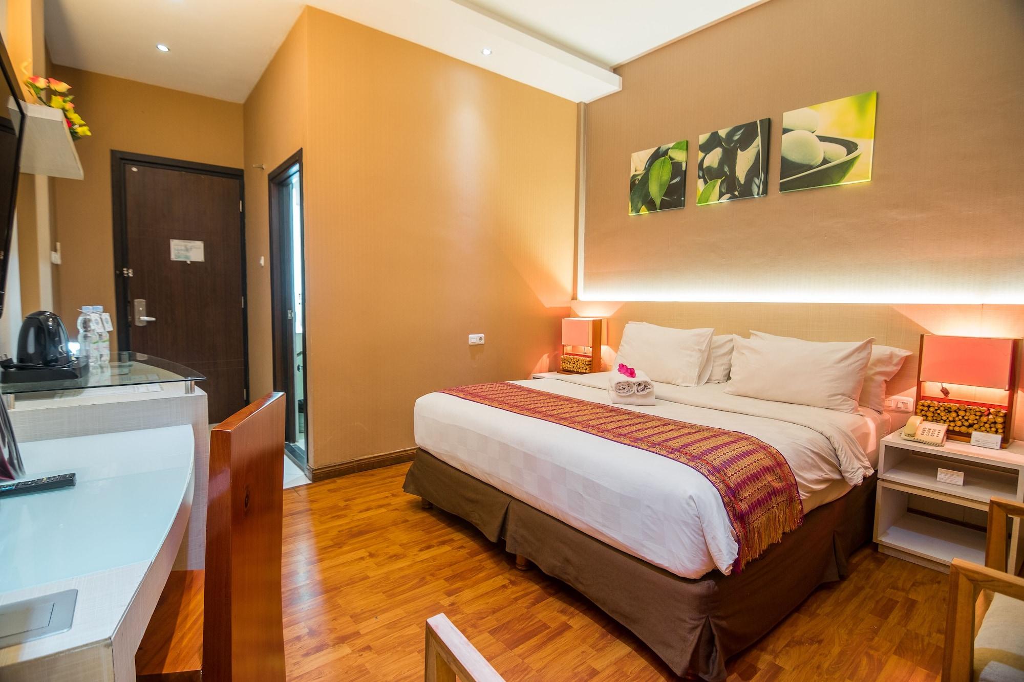 Oxville Hotel Padang  Zewnętrze zdjęcie