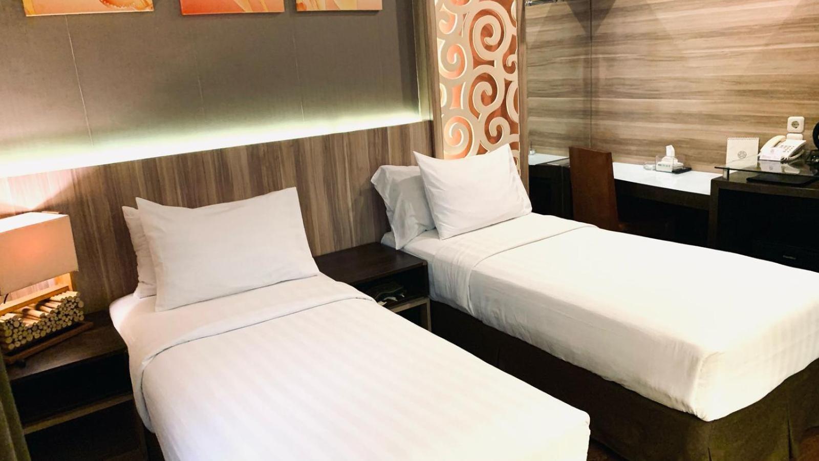 Oxville Hotel Padang  Zewnętrze zdjęcie
